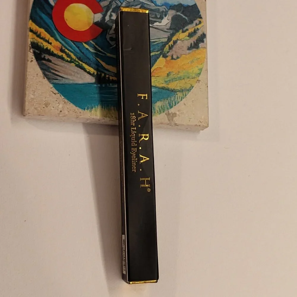 F.A.R.A.H 18hr Liquid Eyeliner - Black Velvet